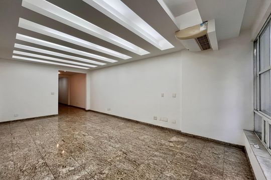 Apartamento à venda com 3 quartos, 161m² em Copacabana, Rio de Janeiro