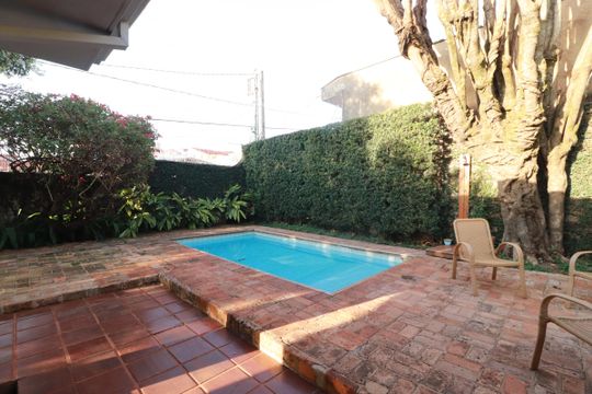 Varanda  de casa para alugar com 4 quartos, 450m² em Jardim Sumare, Ribeirão Preto