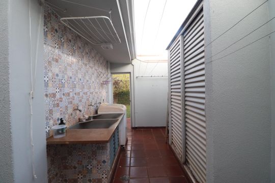 Área de serviço  de casa para alugar com 4 quartos, 450m² em Jardim Sumare, Ribeirão Preto