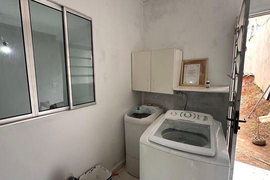 Casa para alugar com 2 quartos, 80m² em Jardim Capelinha, São Paulo