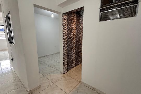Casa para alugar com 2 quartos, 80m² em Jardim Capelinha, São Paulo