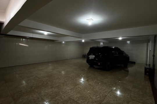 Garagem de casa à venda com 3 quartos, 207m² em Vila Metalúrgica, Santo André