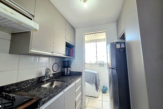 Cozinha de apartamento à venda com 3 quartos, 90m² em Jardim Guanabara, Belo Horizonte