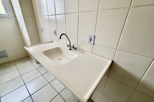 Cozinha de apartamento para alugar com 2 quartos, 49m² em Jardim Lourdes, Ferraz de Vasconcelos
