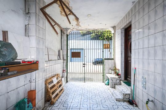 Garagem de casa à venda com 3 quartos, 80m² em Cambuci, São Paulo