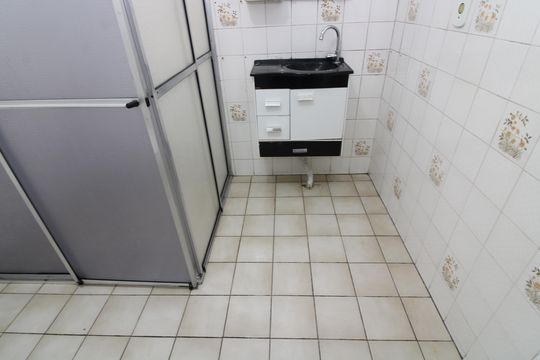 Banheiro Social de casa para alugar com 3 quartos, 300m² em Jardim Coimbra, São Paulo