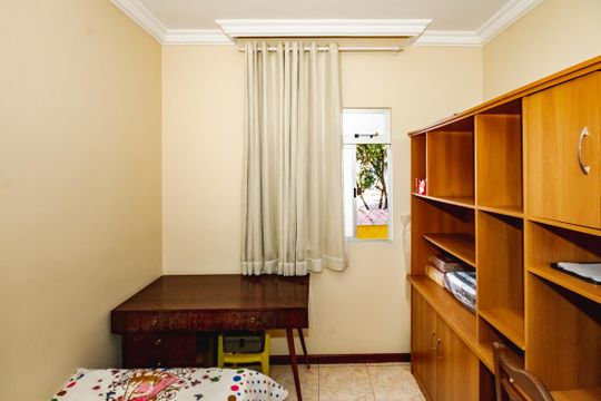 Quarto 1 de apartamento à venda com 3 quartos, 80m² em Itamarati, Belo Horizonte