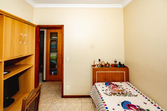 Quarto 1 de apartamento à venda com 3 quartos, 80m² em Itamarati, Belo Horizonte