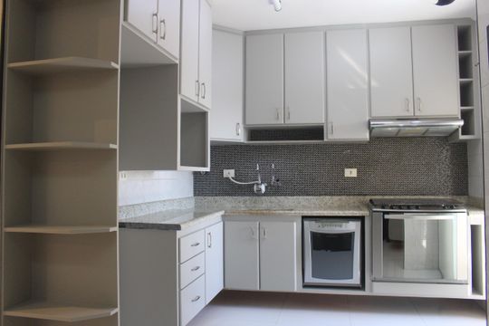 Cozinha de apartamento para alugar com 3 quartos, 115m² em Santa Paula, São Caetano do Sul