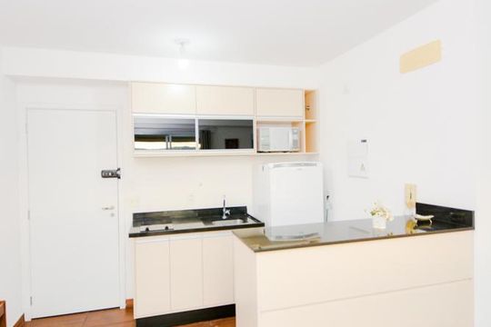 Cozinha de kitnet/studio para alugar com 1 quarto, 38m² em Portal dos Gramados, Guarulhos