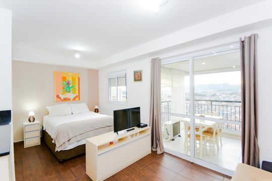 Sala de kitnet/studio para alugar com 1 quarto, 38m² em Portal dos Gramados, Guarulhos