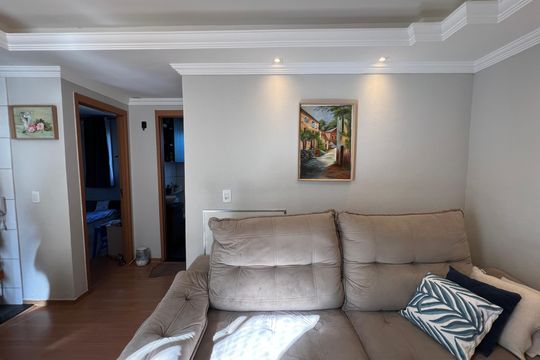 Sala de apartamento à venda com 2 quartos, 44m² em Chácara Cotia, Contagem