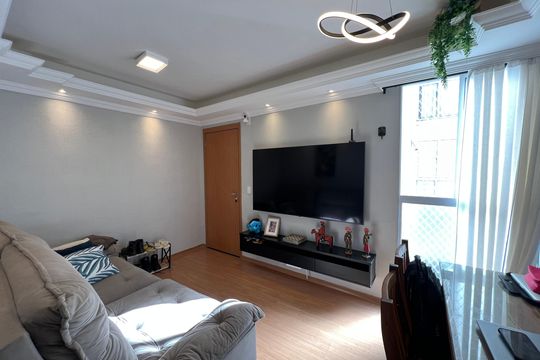Sala de apartamento à venda com 2 quartos, 44m² em Chácara Cotia, Contagem