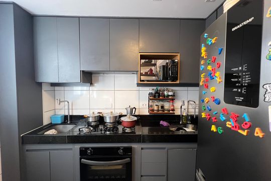Cozinha de apartamento à venda com 2 quartos, 44m² em Chácara Cotia, Contagem