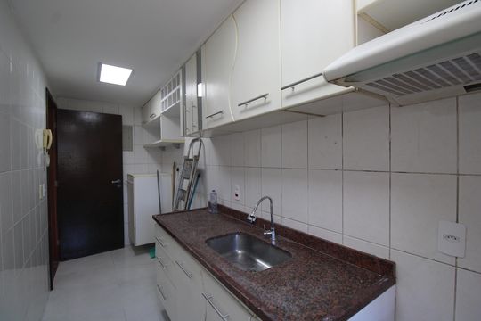 Cozinha de apartamento para alugar com 3 quartos, 106m² em Pechincha, Rio de Janeiro