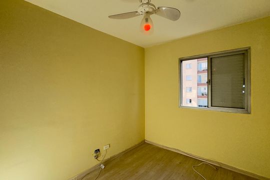 Quarto 2 de apartamento para alugar com 2 quartos, 66m² em Parque Jabaquara, São Paulo