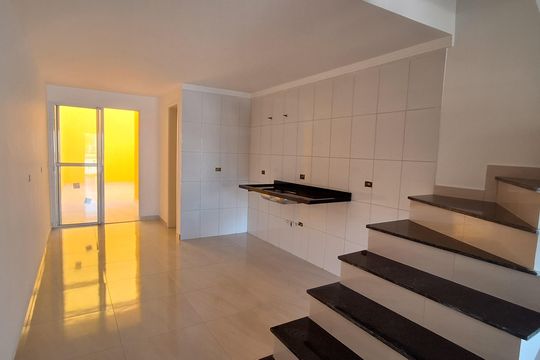 Sala de casa à venda com 3 quartos, 160m² em Vila Gomes, São Paulo
