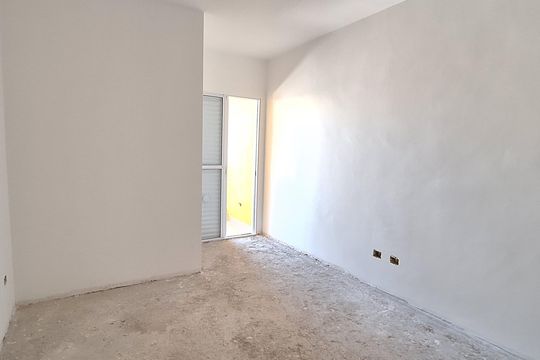 Quarto de casa à venda com 3 quartos, 160m² em Vila Gomes, São Paulo