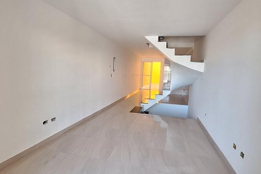 Sala de casa à venda com 3 quartos, 160m² em Vila Gomes, São Paulo