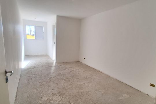 Quarto de casa à venda com 3 quartos, 160m² em Vila Gomes, São Paulo