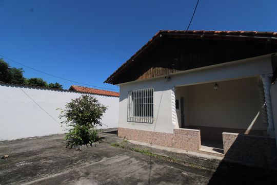Área externa de casa para alugar com 3 quartos, 200m² em Anil, Rio de Janeiro