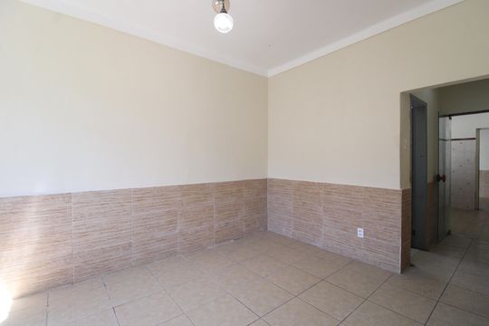 Sala de casa para alugar com 3 quartos, 200m² em Anil, Rio de Janeiro