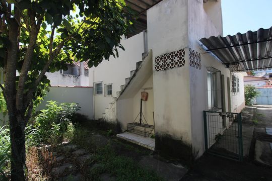 Área externa de casa para alugar com 3 quartos, 200m² em Anil, Rio de Janeiro