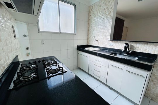 Apartamento à venda com 2 quartos, 55m² em Cabral, Contagem