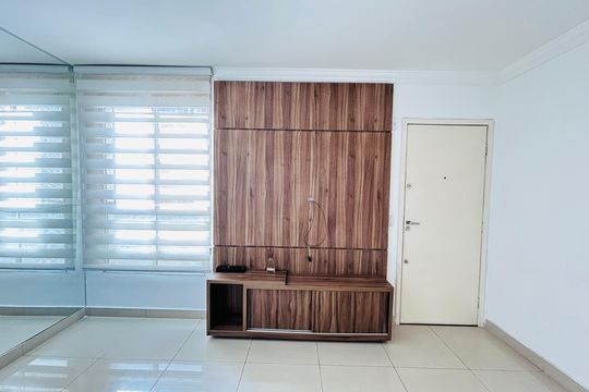 Apartamento à venda com 2 quartos, 55m² em Cabral, Contagem