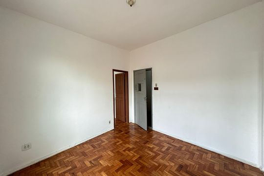 Sala de casa de condomínio para alugar com 1 quarto, 70m² em Tomás Coelho, Rio de Janeiro