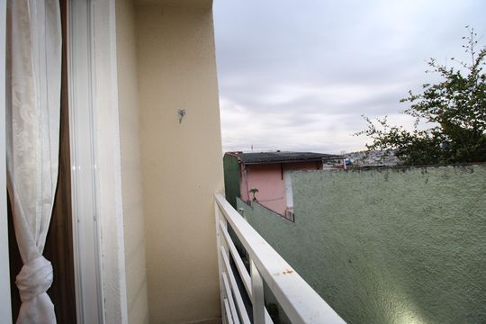Varanda da Suíte 1 de casa de condomínio para alugar com 2 quartos, 58m² em Vila Carmosina, São Paulo