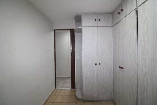 Quarto 1 de apartamento para alugar com 2 quartos, 55m² em Santana, São Paulo