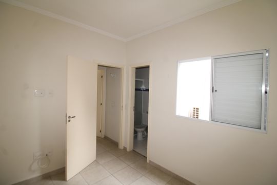 Quarto 2 de apartamento à venda com 2 quartos, 60m² em Vila Vitorio Mazzei, São Paulo