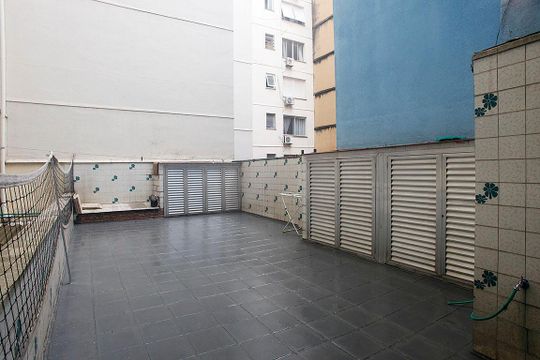 Pátio de apartamento à venda com 3 quartos, 129m² em Centro Histórico, Porto Alegre