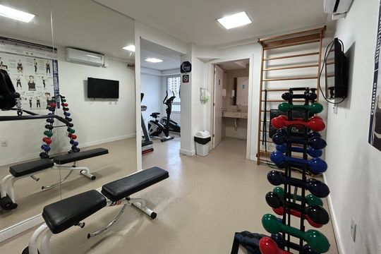 Área comum - Academia de apartamento para alugar com 2 quartos, 77m² em Barreiros, São José