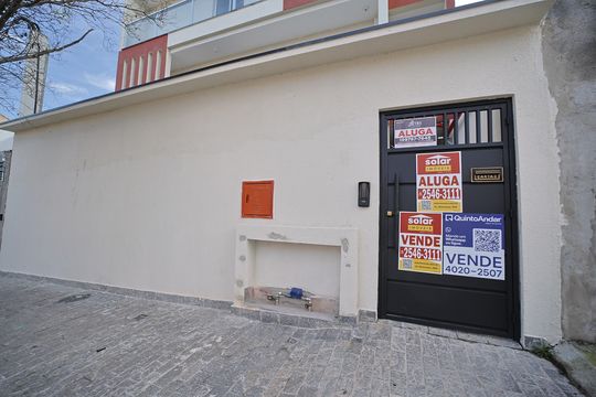 Fachada de apartamento à venda com 2 quartos, 39m² em Parque Boturussu, São Paulo
