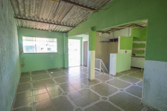 Casa para alugar com 3 quartos, 160m² em Qn 14d, Brasília
