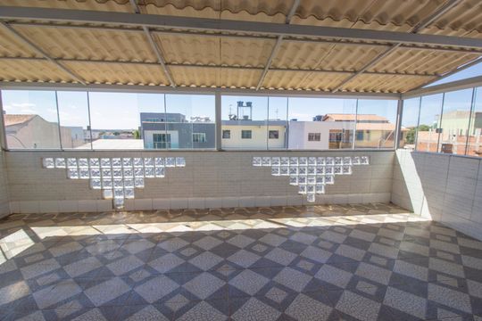 Casa para alugar com 3 quartos, 160m² em Qn 14d, Brasília