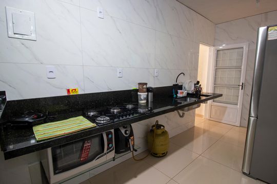 Casa para alugar com 3 quartos, 160m² em Qn 14d, Brasília