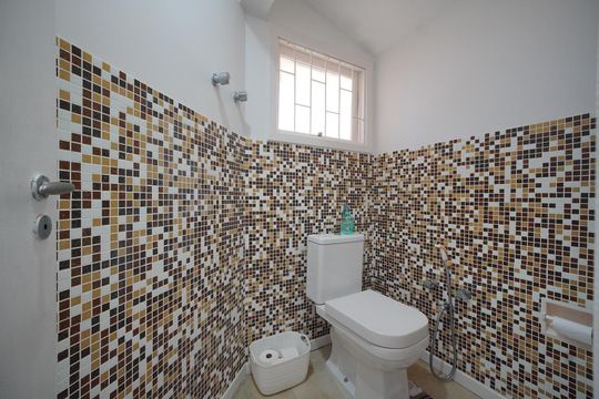 Banheiro de casa para alugar com 3 quartos, 300m² em Centro, Florianópolis