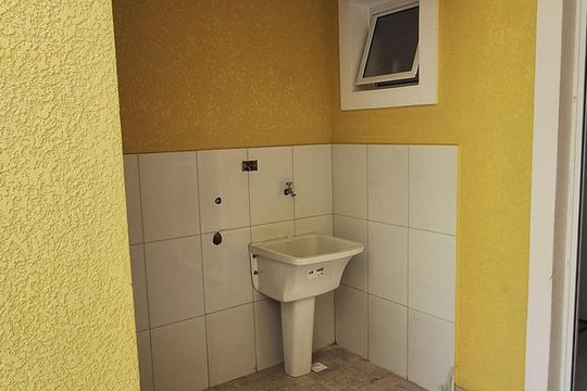 Área de serviço de casa à venda com 3 quartos, 160m² em Vila Gomes, São Paulo