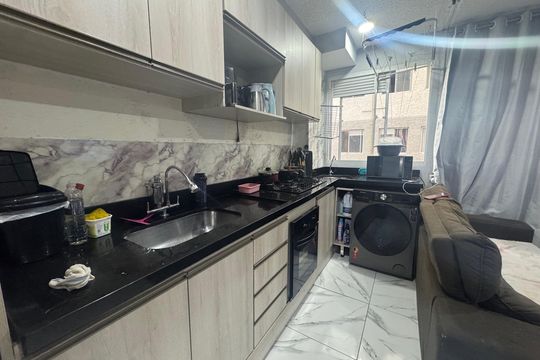 Cozinha de apartamento para alugar com 2 quartos, 41m² em Jardim Gilda Maria, São Paulo