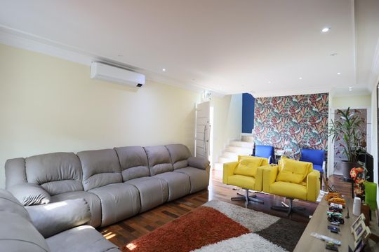 Casa à venda com 4 quartos, 270m² em Rio Pequeno, São Paulo