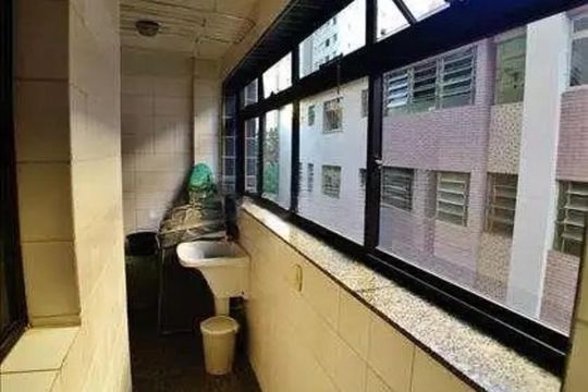 Área de serviço de apartamento para alugar com 3 quartos, 130m² em Funcionários, Belo Horizonte