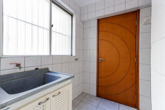 Área de Serviço de apartamento para alugar com 2 quartos, 82m² em Santana, São Paulo