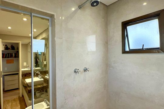 Banheiro da Suíte 4 de apartamento para alugar com 4 quartos, 202m² em Paraíso, São Paulo