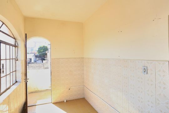 Cozinha de casa para alugar com 3 quartos, 240m² em Penha, Belo Horizonte