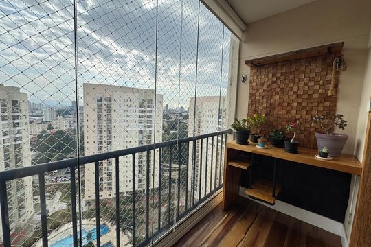 Varanda de apartamento para alugar com 2 quartos, 65m² em Umuarama, Osasco