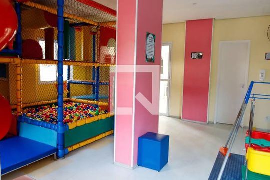 Área comum de apartamento para alugar com 2 quartos, 65m² em Umuarama, Osasco