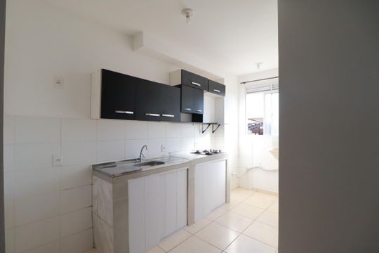 Cozinha  de apartamento para alugar com 2 quartos, 52m² em (l-11), Ribeirão Preto